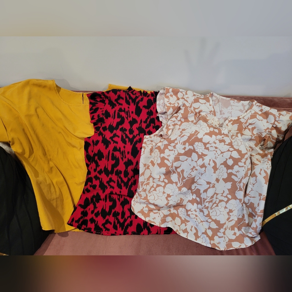Stylish Red and Black Leopard Print Top